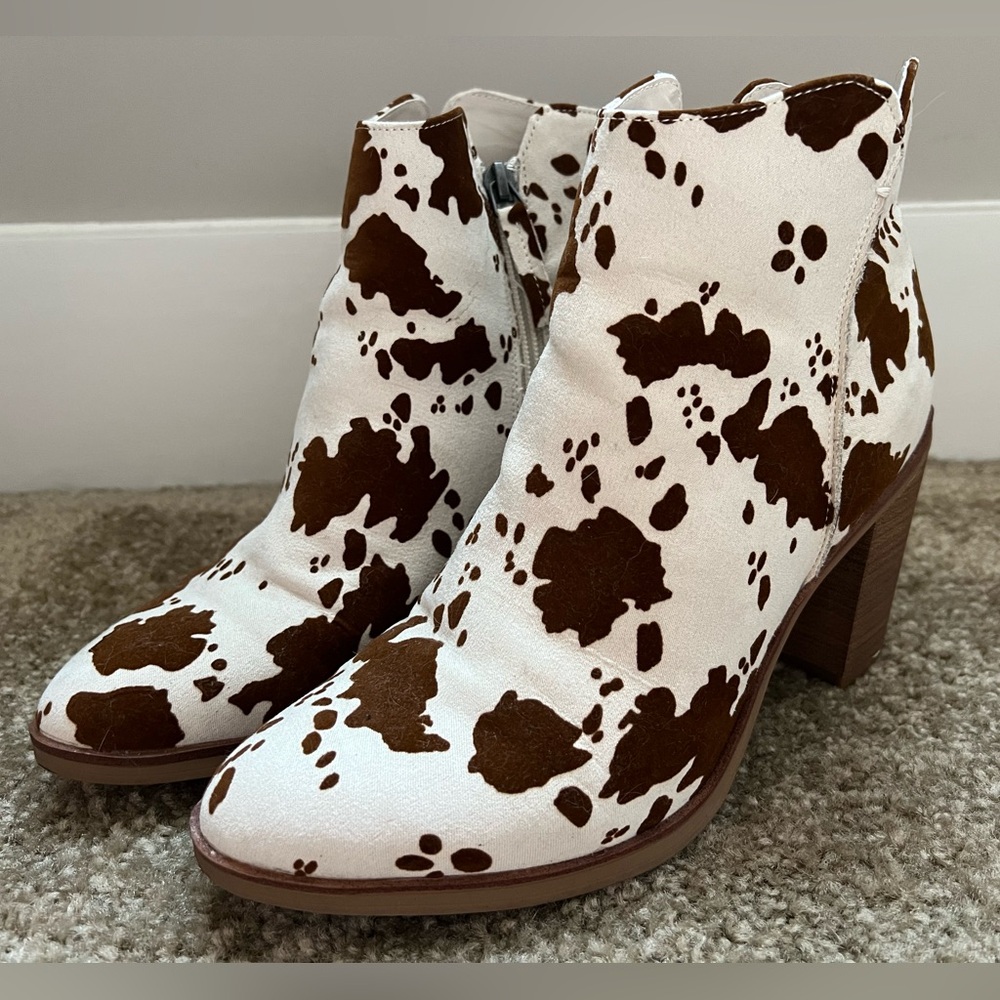 Brown Cow Print booties from Altar’d State in size 7.5